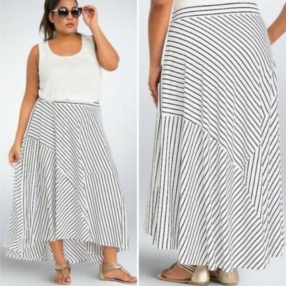 Torrid Striped Maxi Skirt Black White Stripe Size 1X‎ Diagonal Minimalist Boho